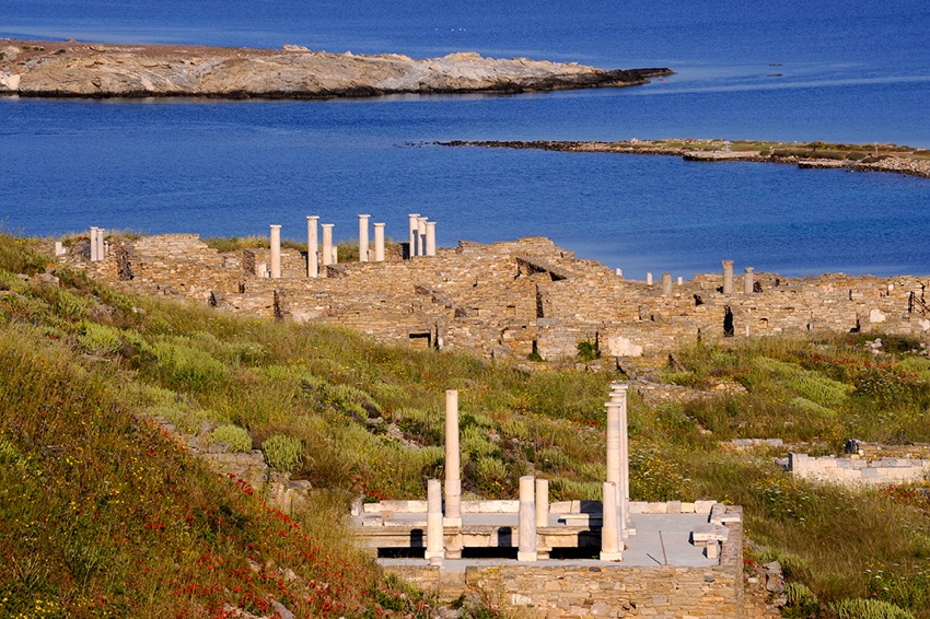 VIEW-IN-DILOS-ISLAND.jpg