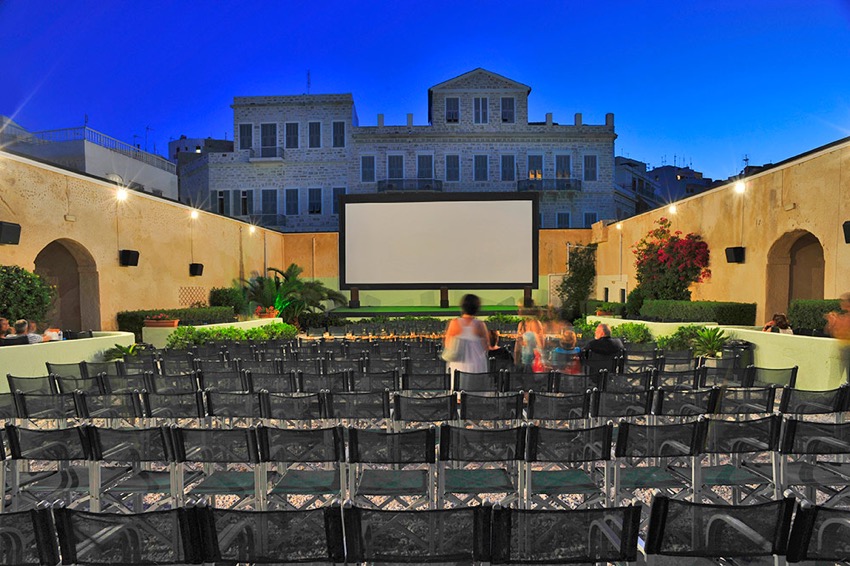 Summer-cinema-agora-xiou-LSak.jpg
