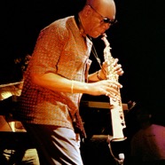 Manu-Dibango-w.jpg